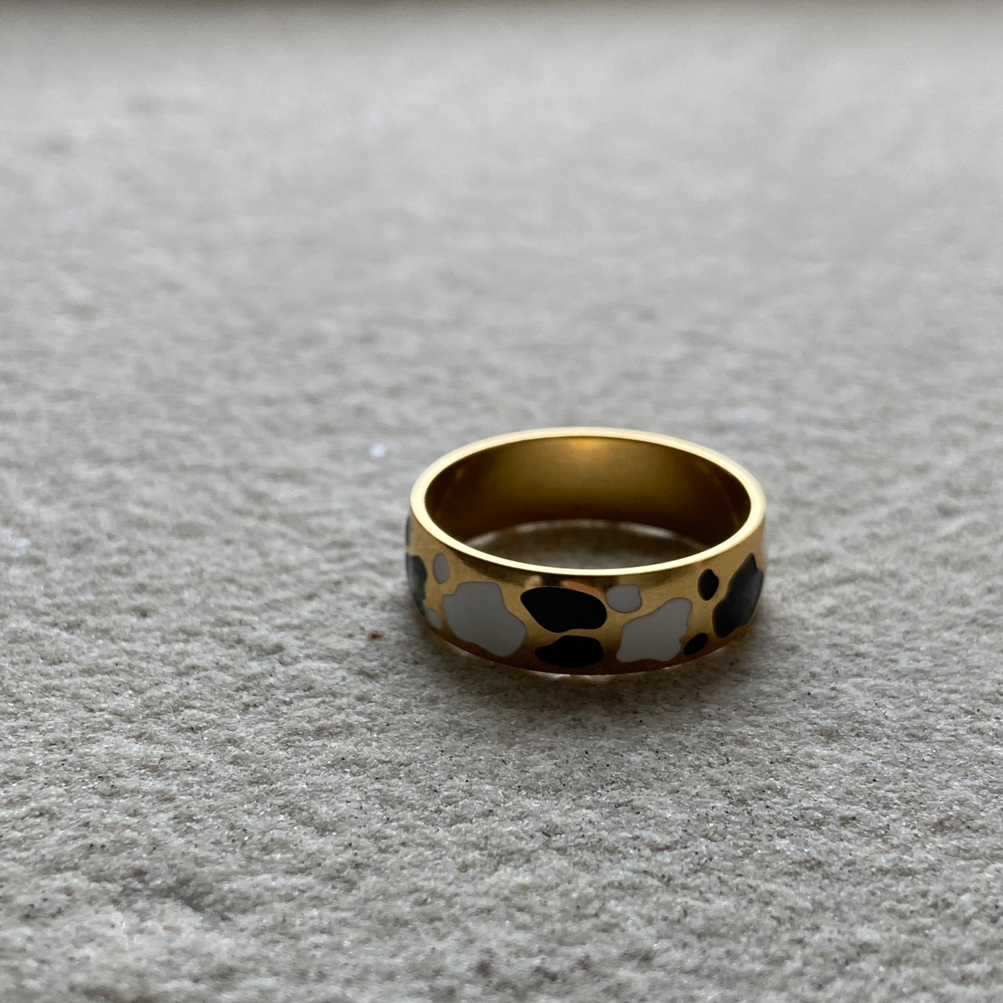 Milky Ring