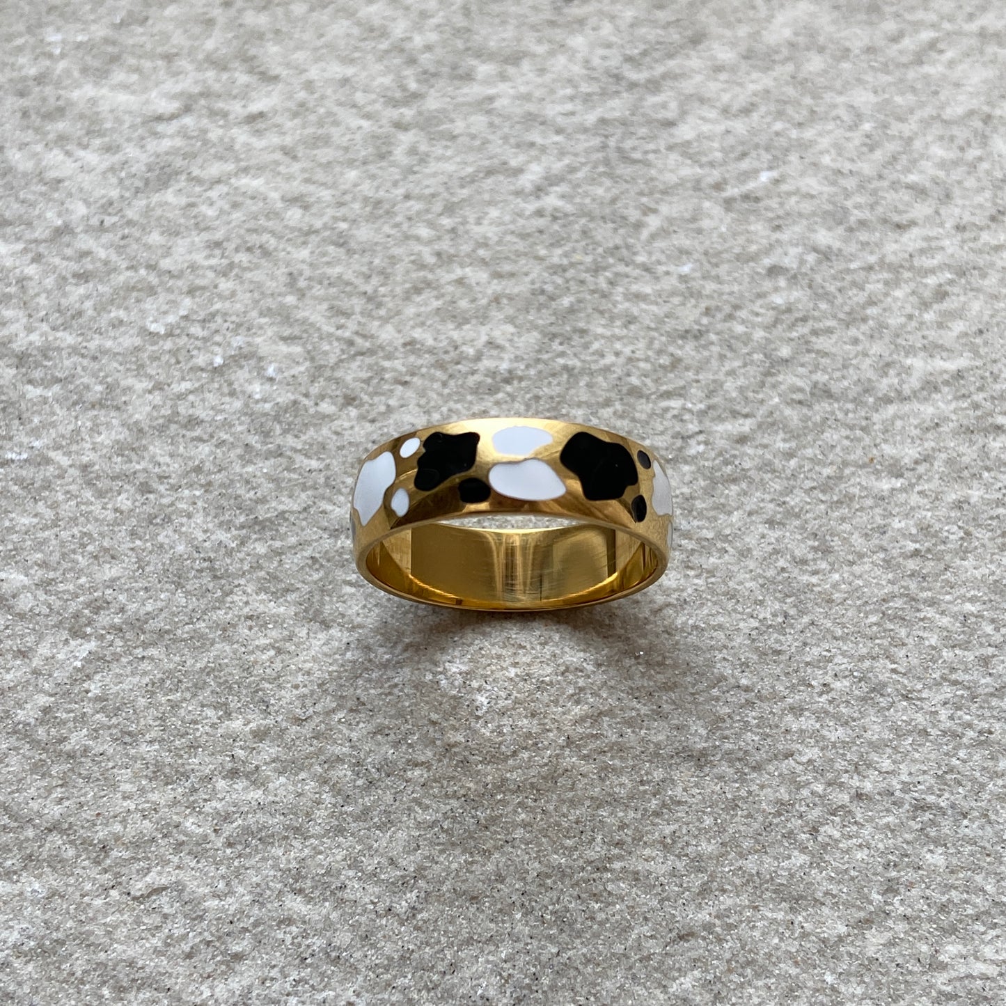 Milky Ring